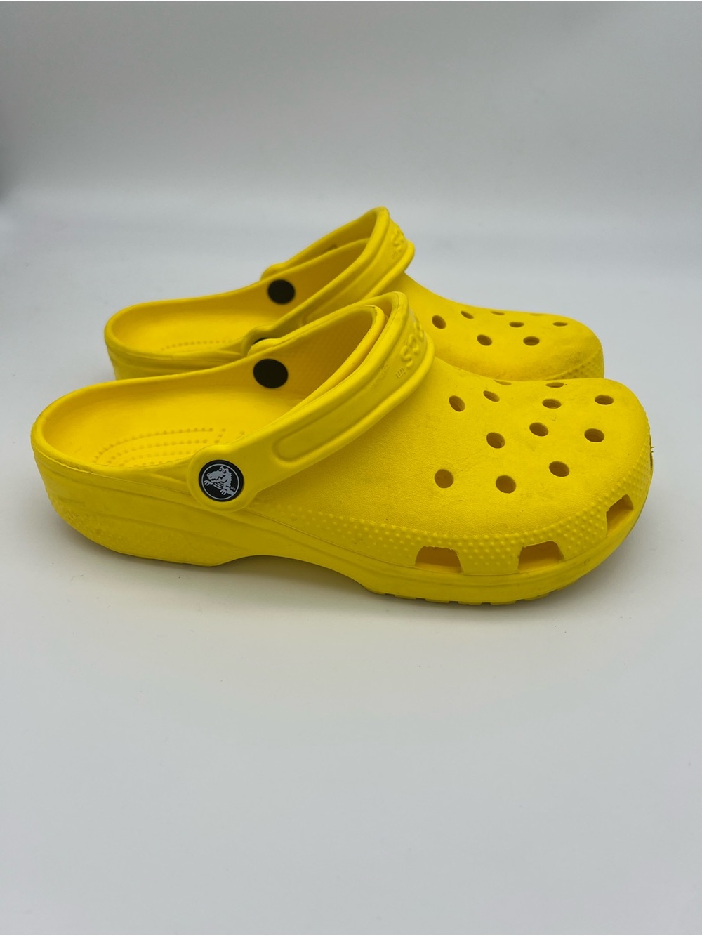 Crocs Women’s size 8 slip on shoes yellow clogs mules